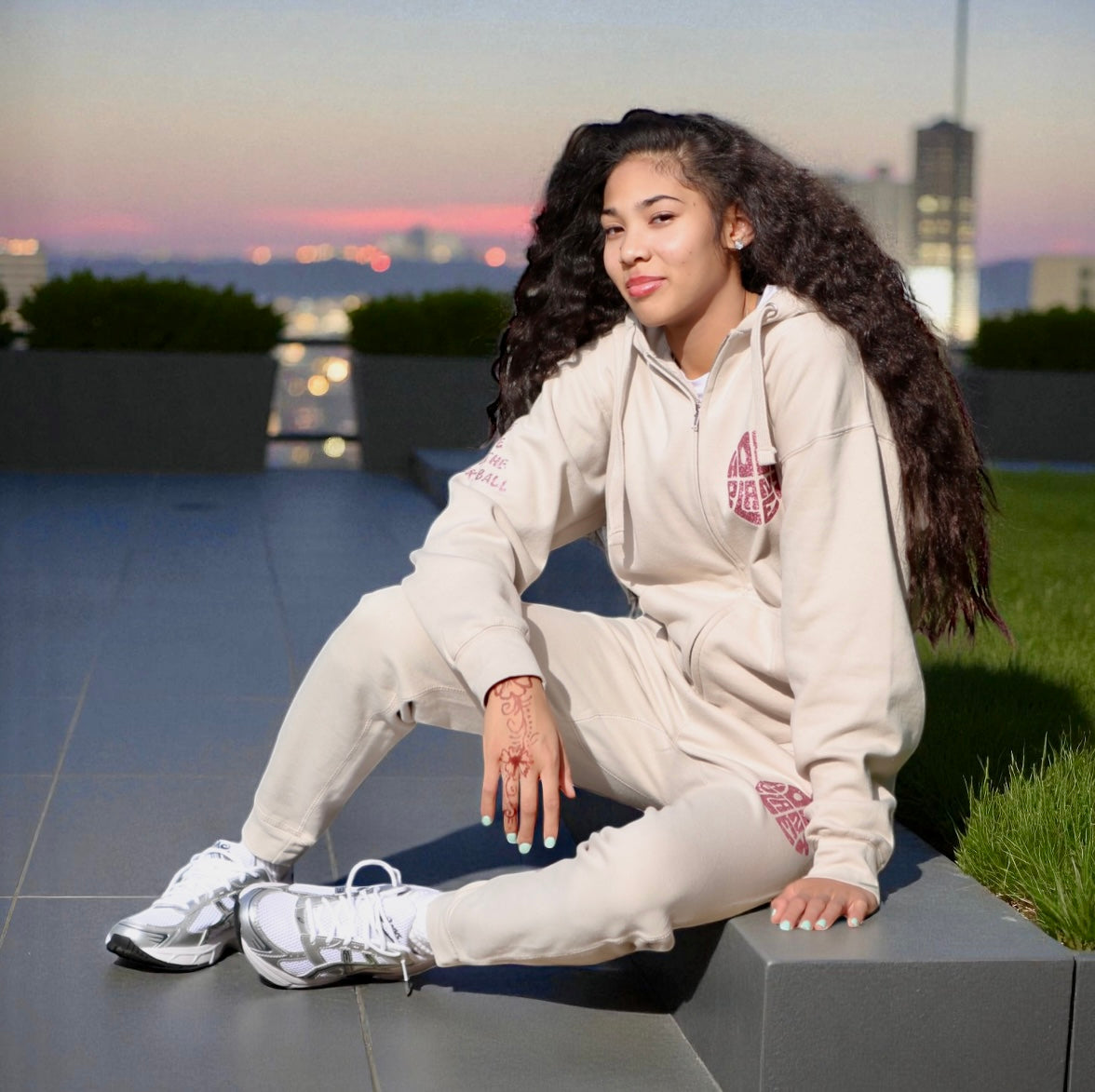 EXCLUSIVE HoopPlanet IT'S INSIDE THE BALL Sweat Set